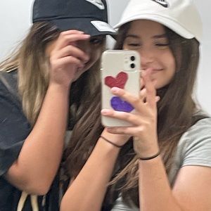 Meet your Posher, Alexandra